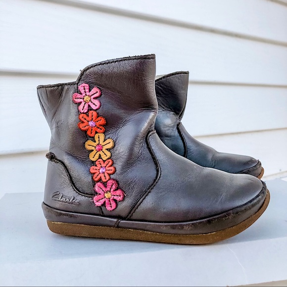 clarks kids ankle boots